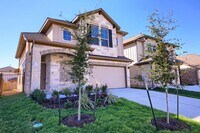Building Photo - Charming 4 beds 3.5 baths in Leander