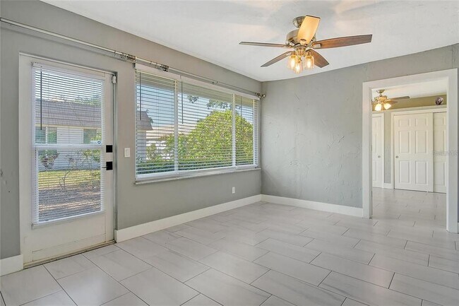 Building Photo - 2332 Canalbluff Pl