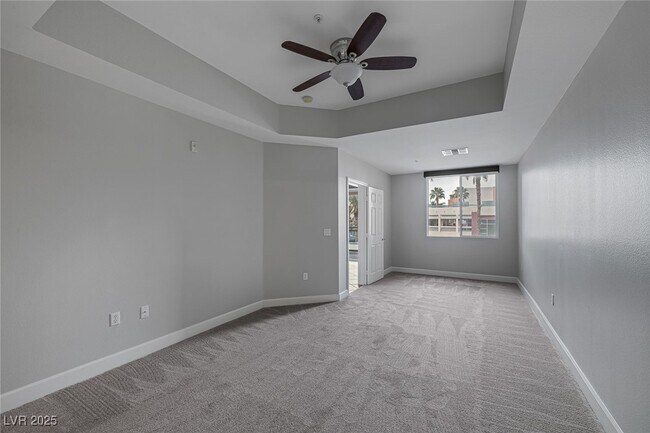 Building Photo - 51 E Agate Ave