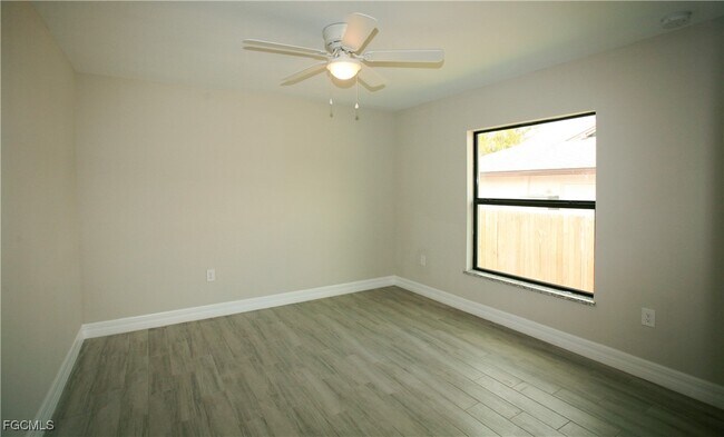 Building Photo - 8445 Coral Dr