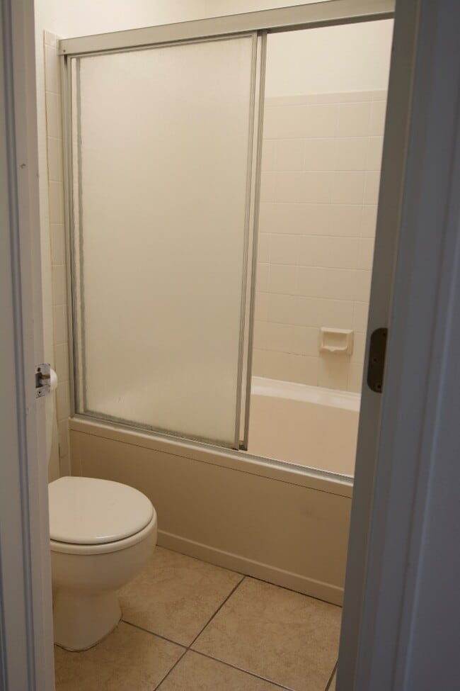 Building Photo - 4844 N Wildflowers Way
