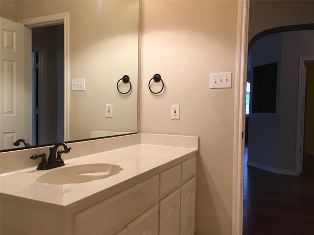 Building Photo - 10401 Stoneside Trl