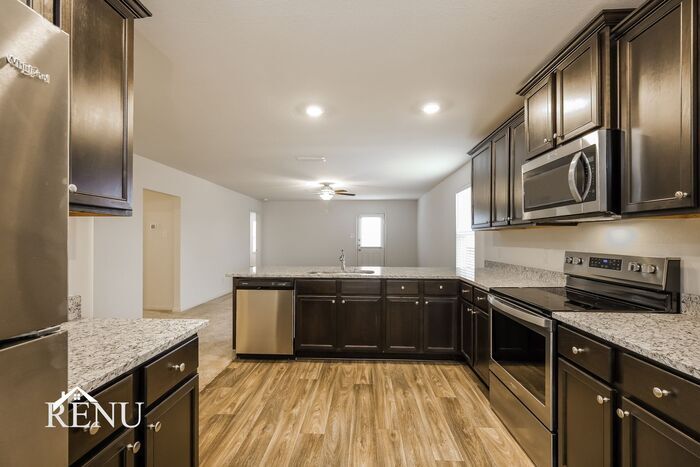 Building Photo - 10934 Chatham Ct