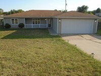 Building Photo - 211 William Dr