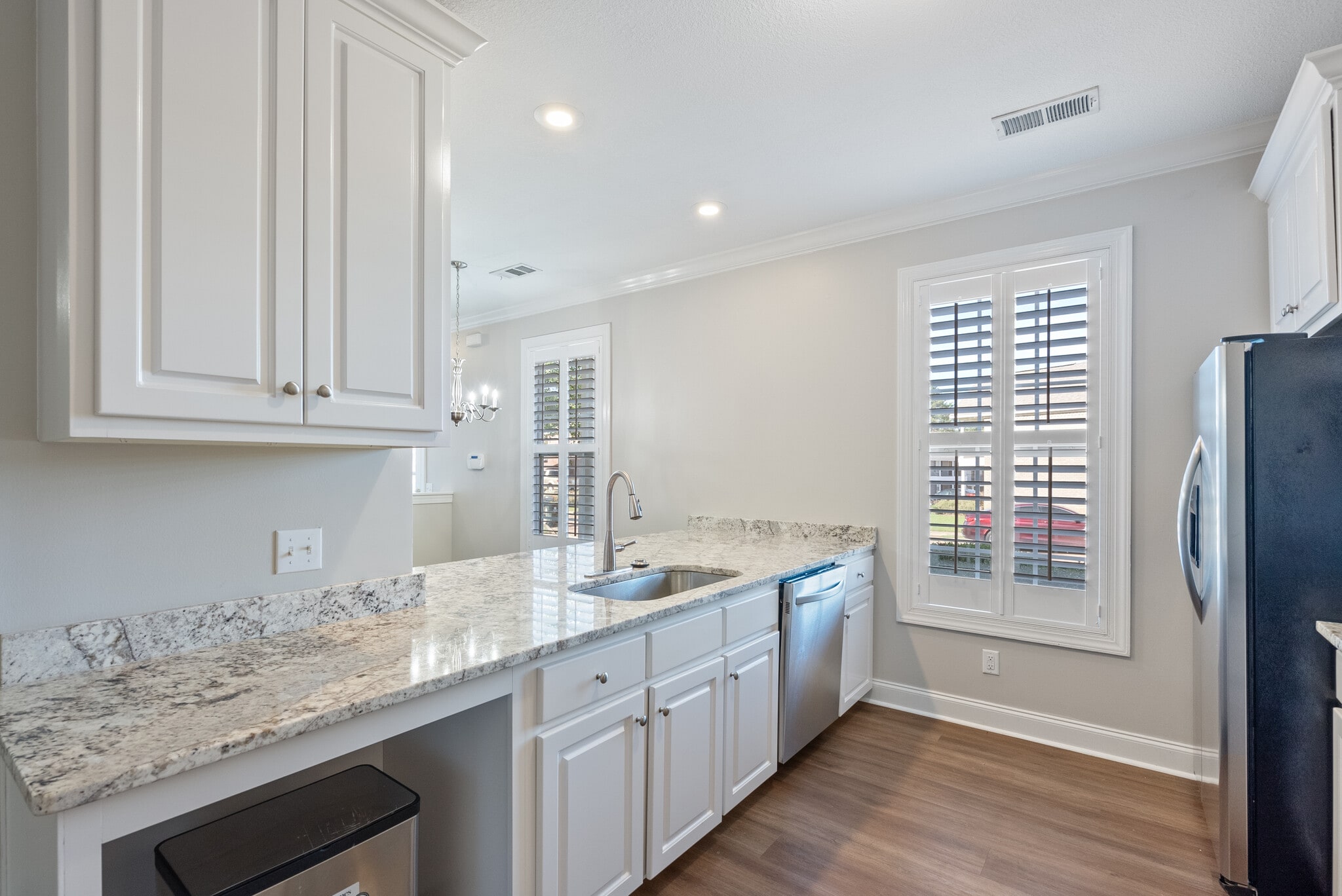 Building Photo - 728 Southpointe Commons Loop