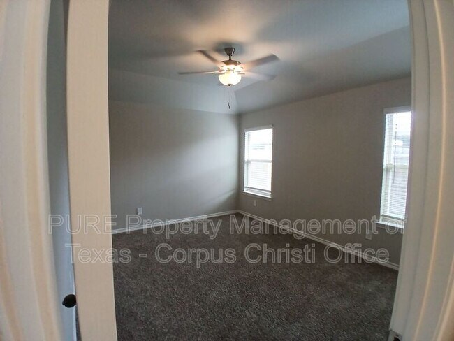 Building Photo - 7610 Rustler Ln