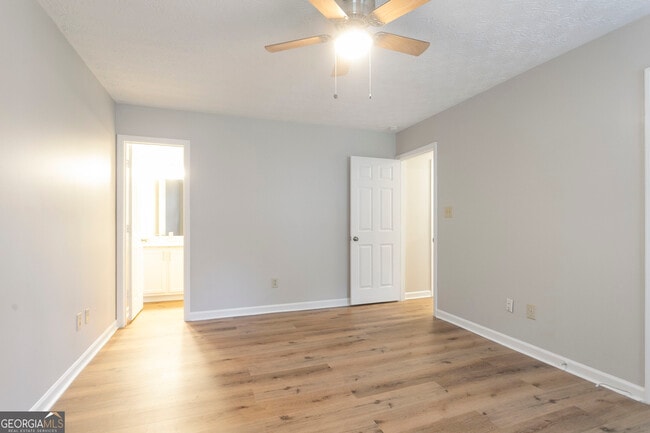 Building Photo - 1041 Plantation Way