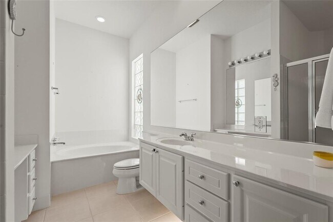 Building Photo - 7716 Uliva Way
