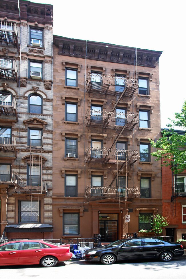 Building Photo - 117 W 15th St