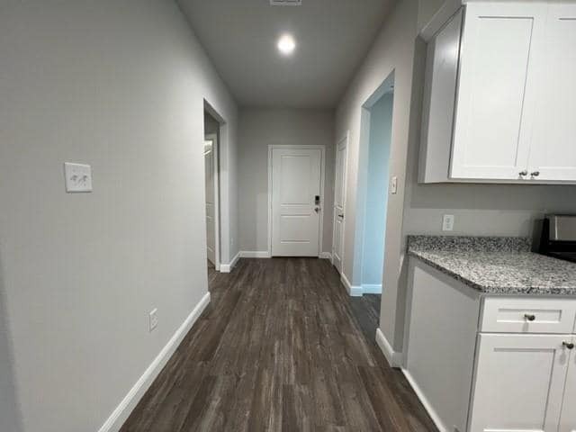 Building Photo - 3309 Hopewell Ln