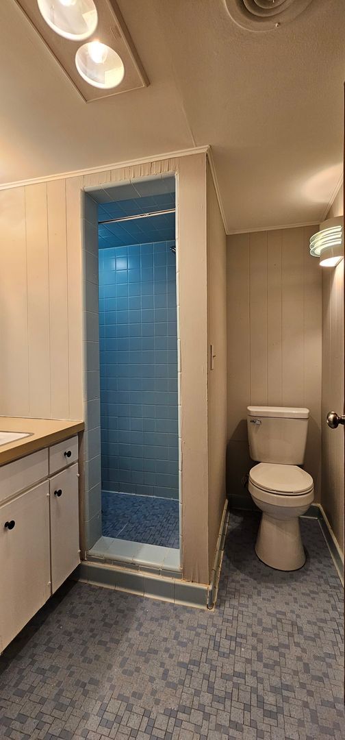 Building Photo - 3806 Briar Pl