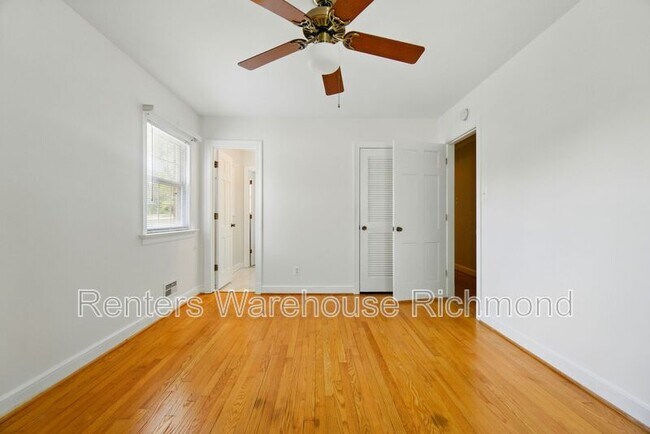 Building Photo - 4817 Stornoway Dr