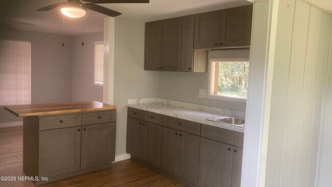 Building Photo - 10302 Co Rd 1469