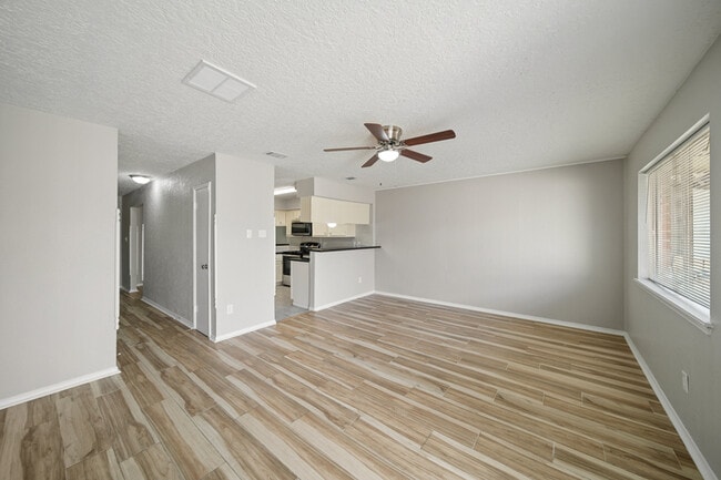 Building Photo - 13464 Castilian Dr