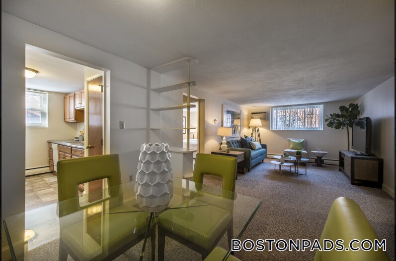 Building Photo - 11 Brattle St