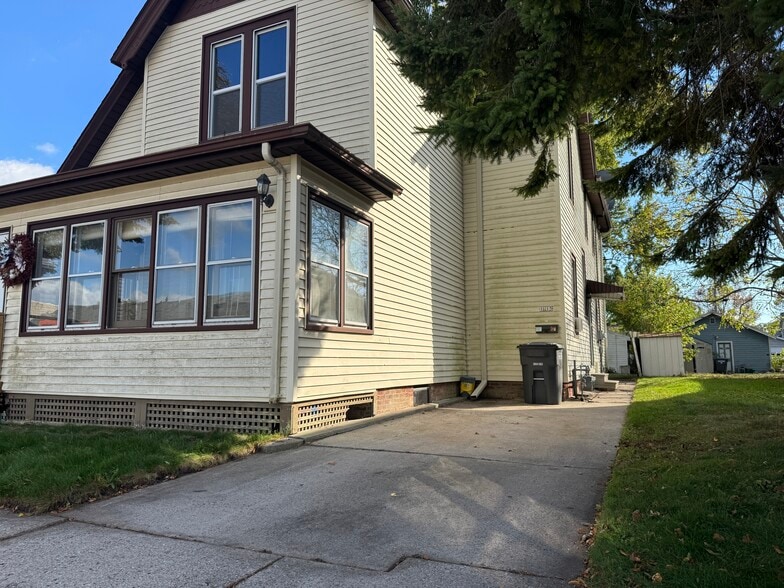 Front Driveway parking - 1413 Jefferson Ave