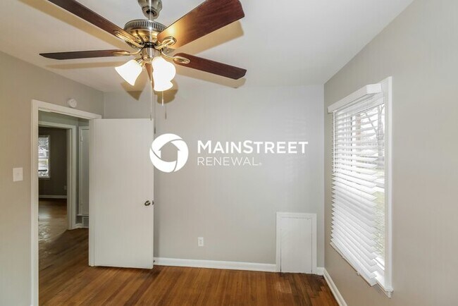 Building Photo - 4 Bedroom Pet-Friendly Home in Memphis, TN...
