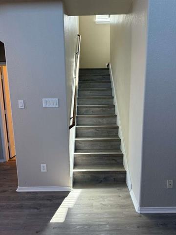 Building Photo - 608 Pawnee St