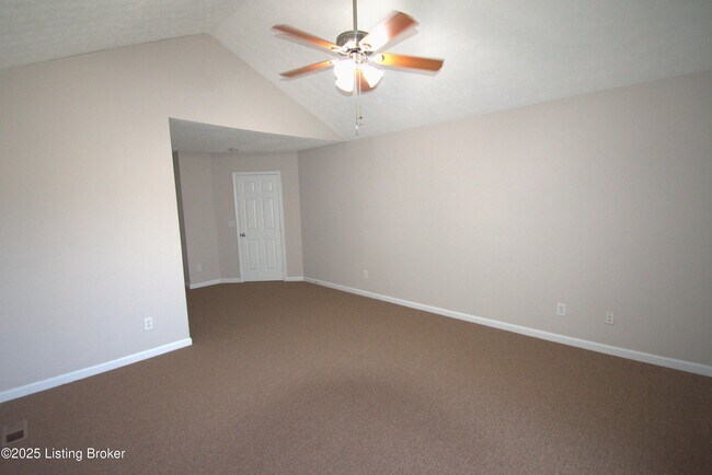 Building Photo - 4221 Willowview Blvd