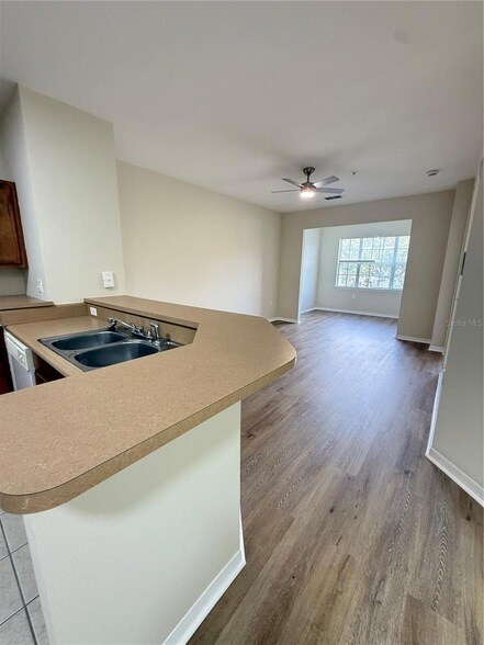 Building Photo - 8112 Claire Ann Dr