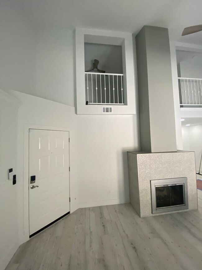 Building Photo - 9653 S 44th St