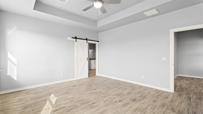 Building Photo - 217 Olde Ml Ct