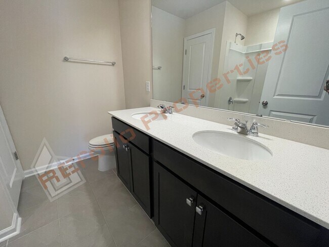 Building Photo - 2421 Hedge Maple Dr