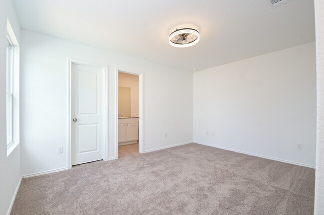 Building Photo - 7626 Chancery Gate