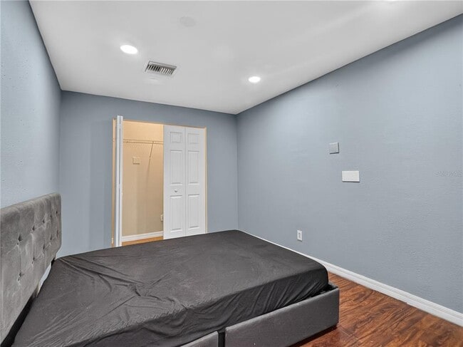 Building Photo - 465 Rio Grande Ln