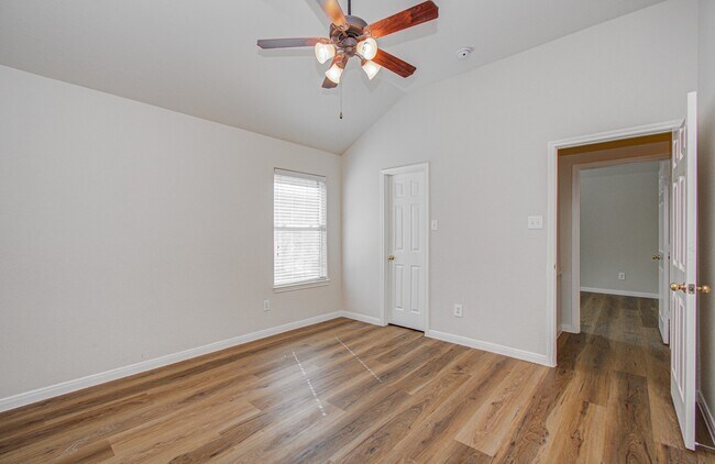 Building Photo - 17611 Emerald Garden Ln