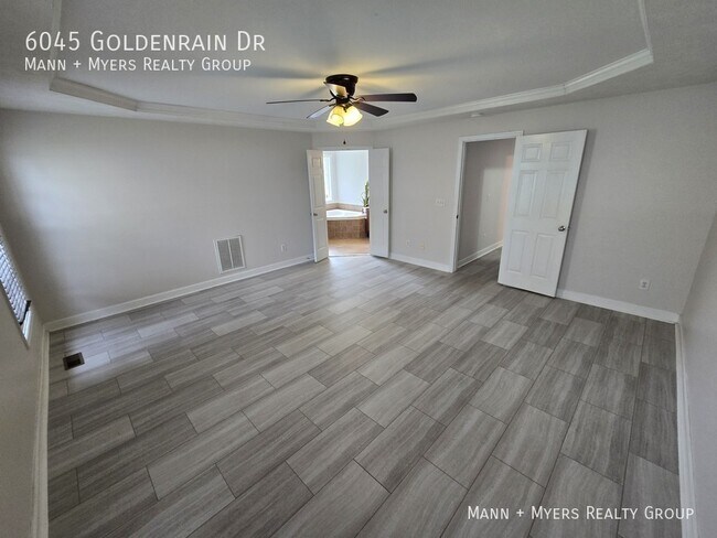Building Photo - 6045 Goldenrain Dr