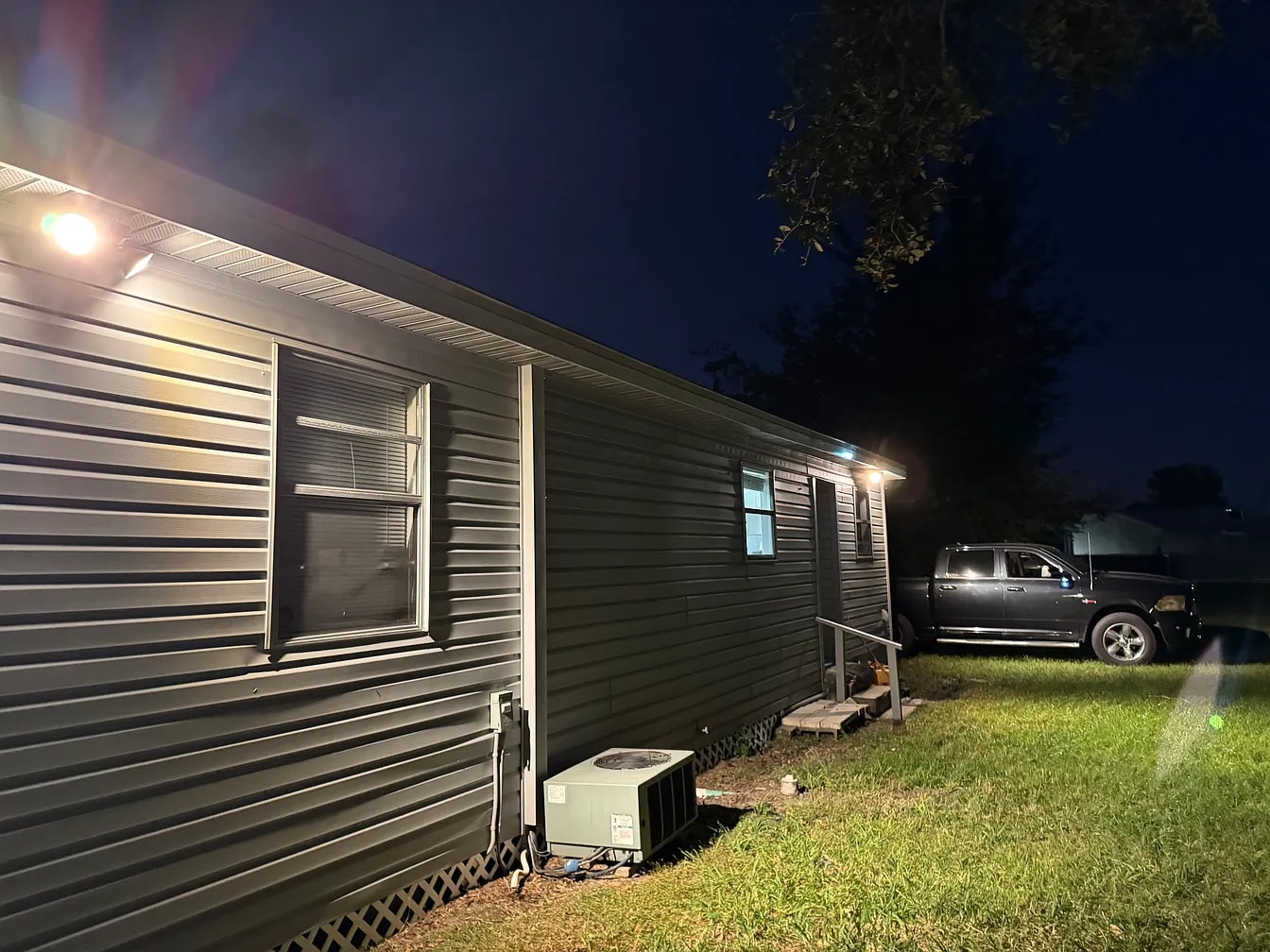 Building Photo - 1625 Grayson Dr