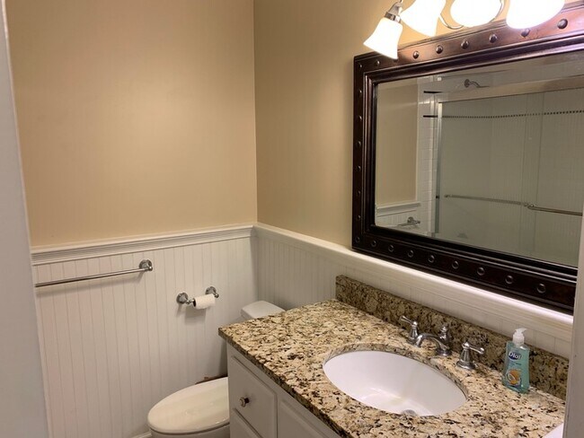 Building Photo - Spacious Ranch House in North Raleigh