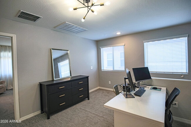 Building Photo - 8820 W Lamar Rd