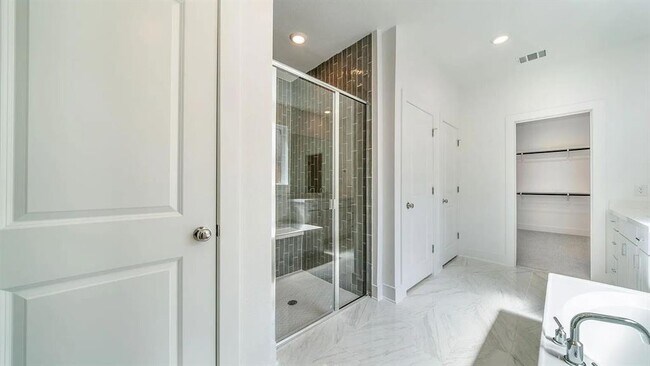 Building Photo - 1412 Mulberry Oak Ln