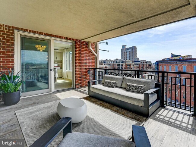 Building Photo - 801 Key Hwy