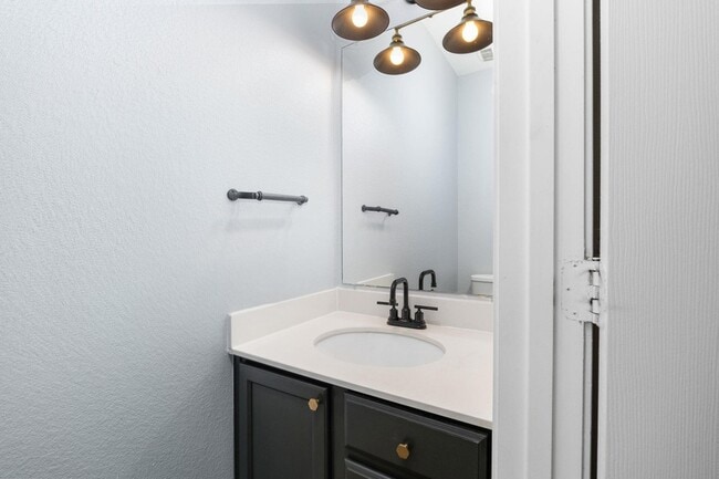 Building Photo - 8909 Winter Haven Rd