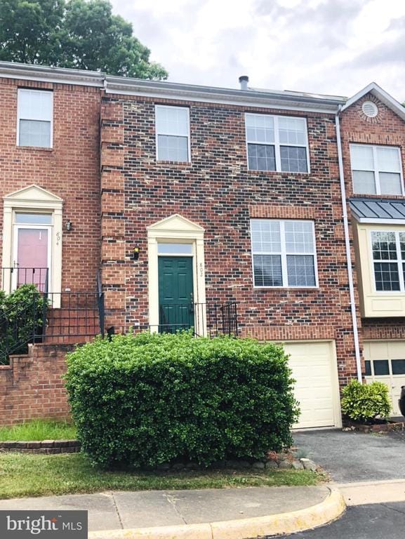 Building Photo - 802 Stafford Glen Ct