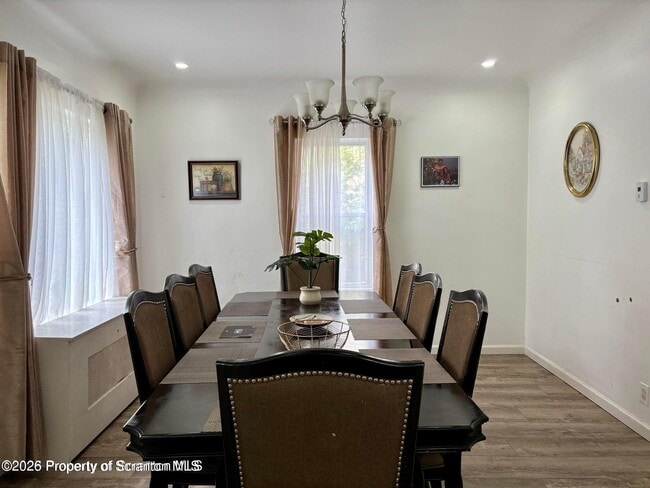 Building Photo - 9 Front St