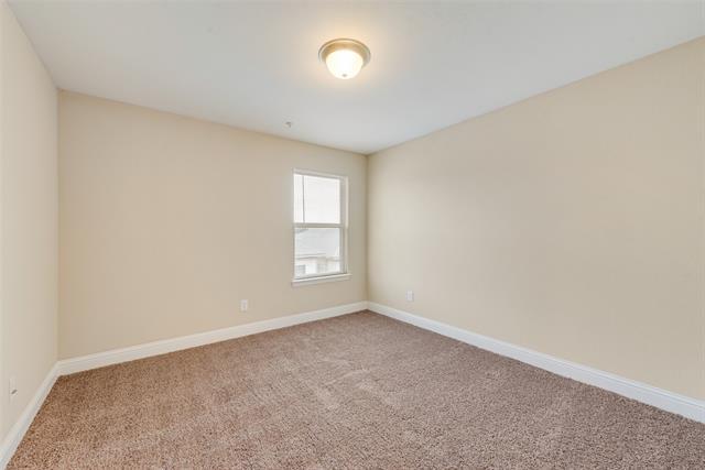 Building Photo - 2629 Chambers Dr