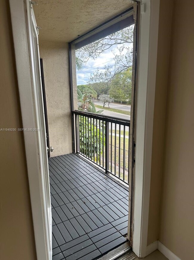 Building Photo - 4481 W McNab Rd