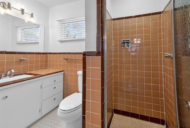 Building Photo - 3021 Ryan Pl Dr