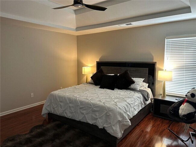 Building Photo - 7248 Mountain Laurel Way