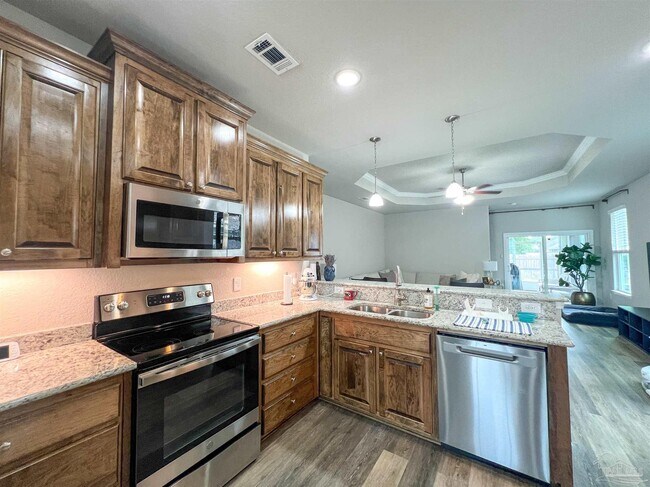 Building Photo - 5322 Parkside Dr