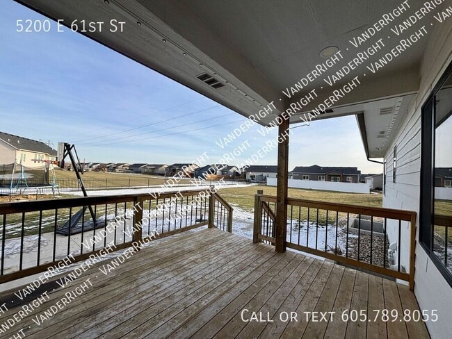 Building Photo - 5200 E 61st St