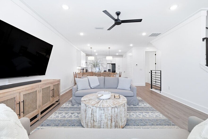 Building Photo - 38 Blue Eden Lp