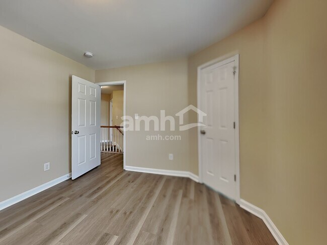 Building Photo - 1305 Tawny View Ln