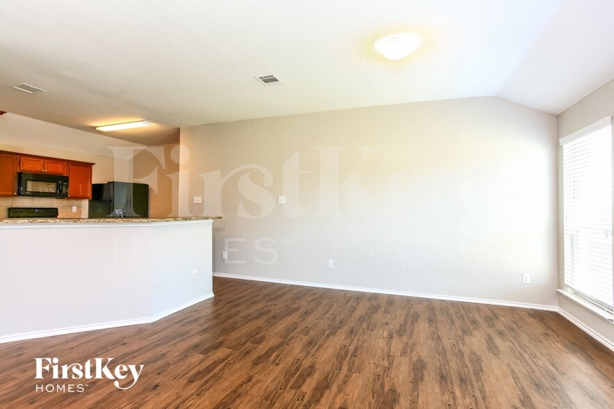 Building Photo - 1404 Waco Turner Dr