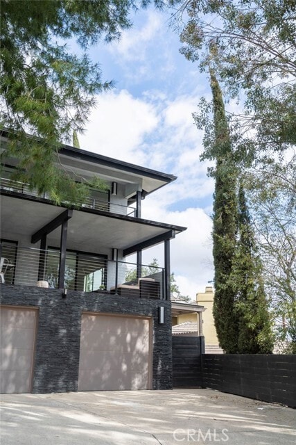 Building Photo - 288 St Albans Ave