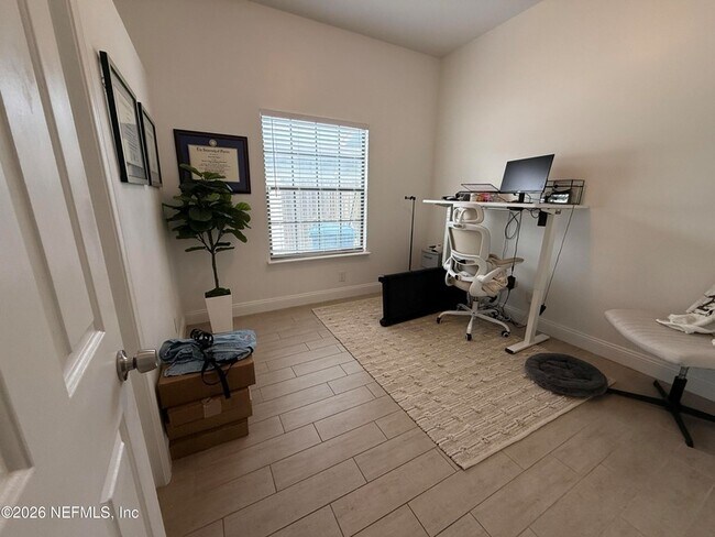 Building Photo - 111 Solano Woods Dr